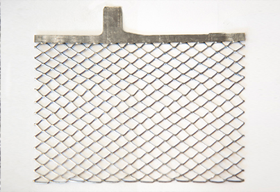Aluminum sheet mesh for battery skeleton mesh